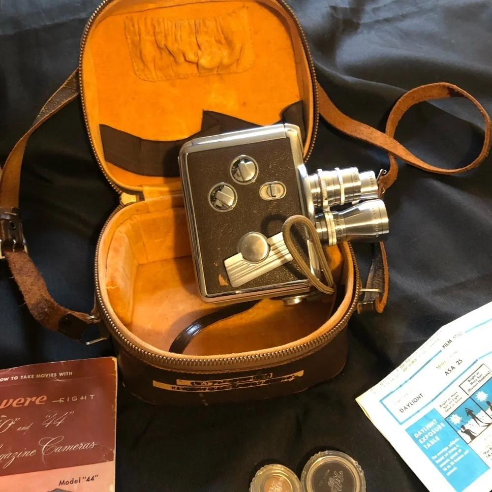 Revere 8mm Movie Camera with Leather Case and 3 UV lenses